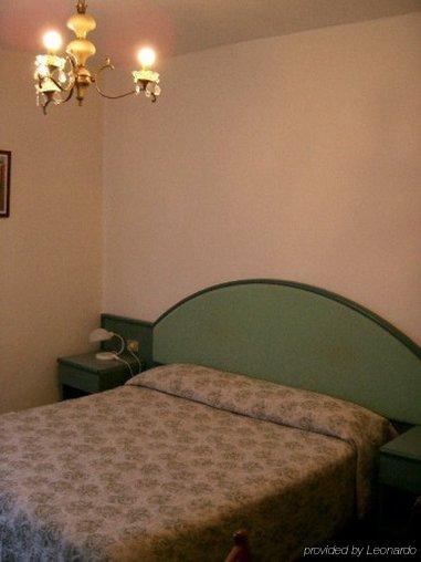 Hotel Astoria Венеция Екстериор снимка