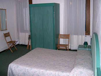 Hotel Astoria Венеция Екстериор снимка